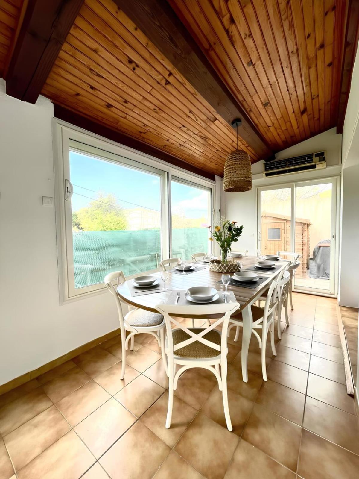 VILLA CONSTANCE - Swimming pool & Parking - sleeps 8 Six-Fours-les-Plages Exteriör bild